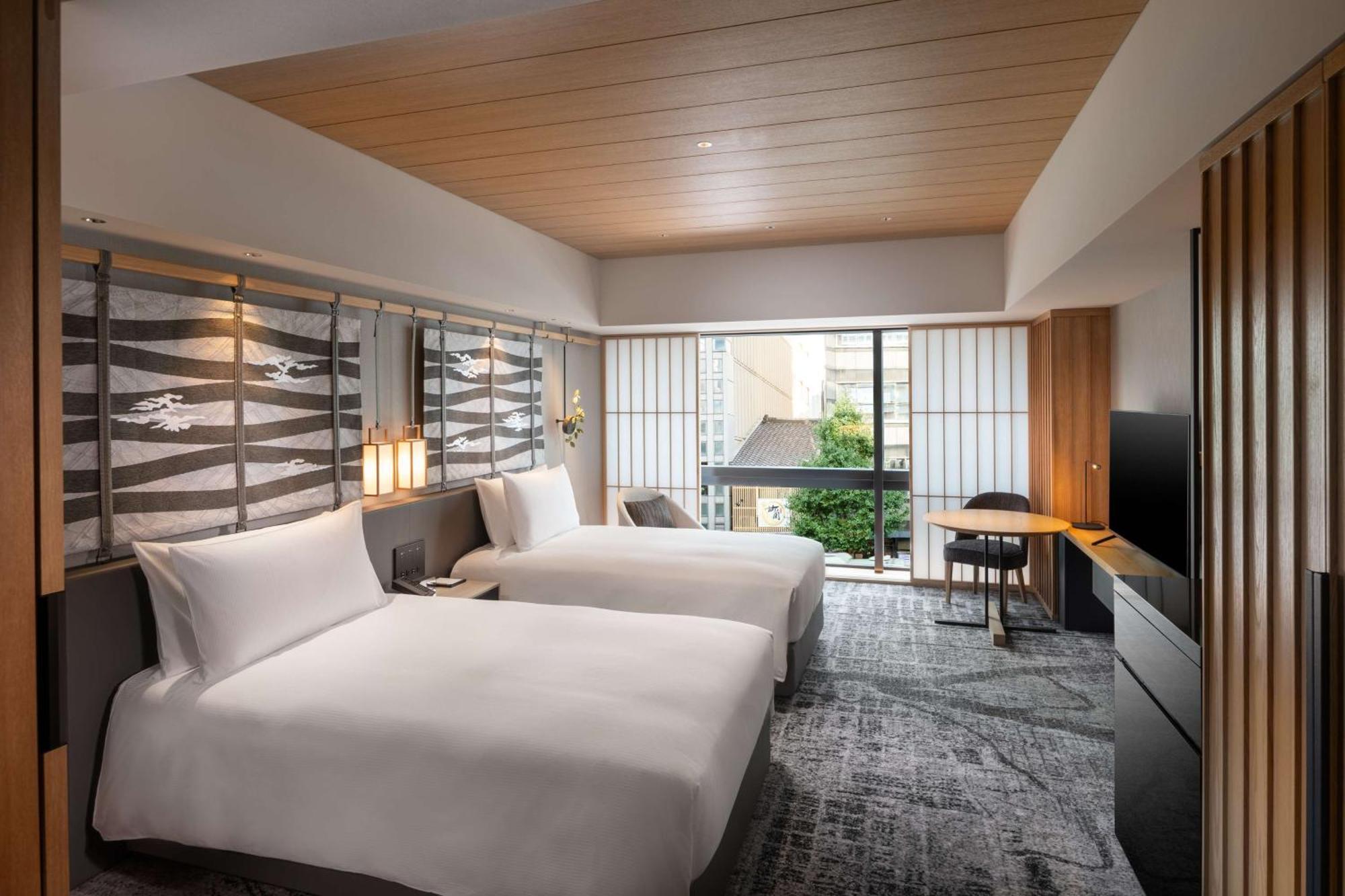 Hilton Kyoto Hotel Bagian luar foto