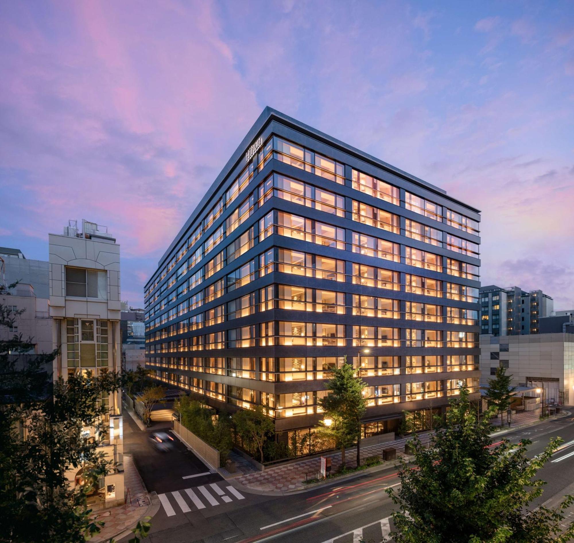 Hilton Kyoto Hotel Bagian luar foto